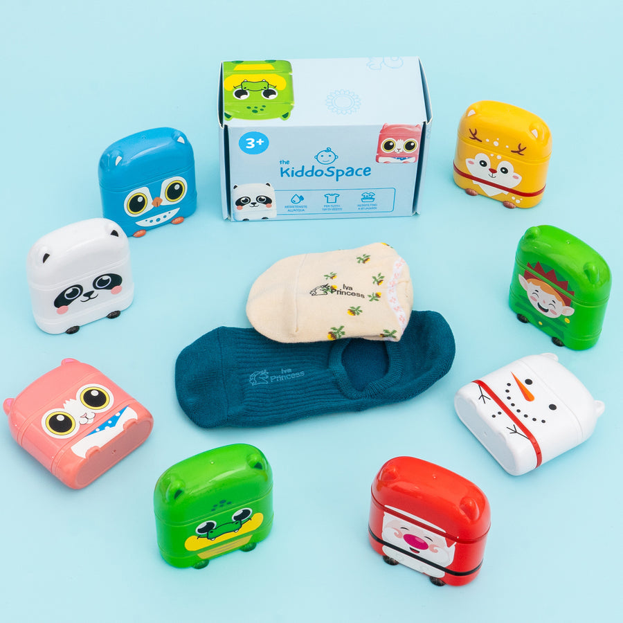 KiddoTimbro™ - Timbro Personalizzato con Nome (Edizione Natalizia 2025)