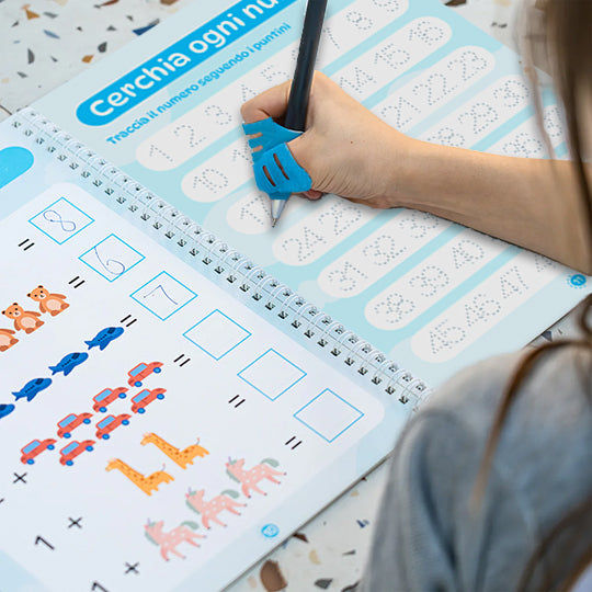 Kit per esercizi di scrittura a mano di KiddoSpace