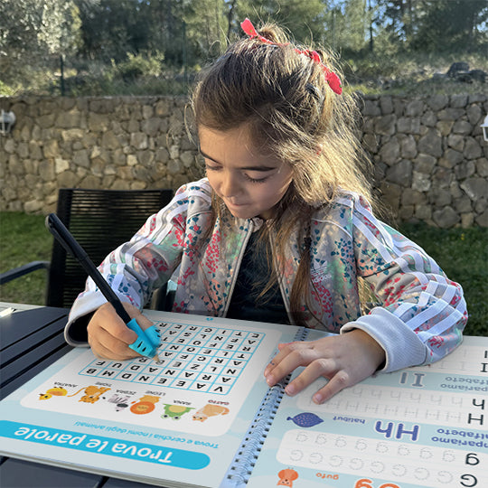 Kit per esercizi di scrittura a mano di KiddoSpace