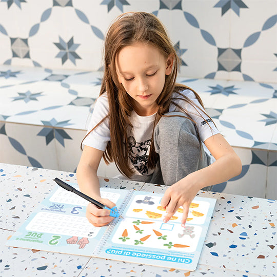 Kit per esercizi di scrittura a mano di KiddoSpace
